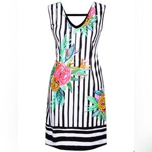 Size L dress from Canadian maker Dolcezza featuring artwork by Magrikie Berg